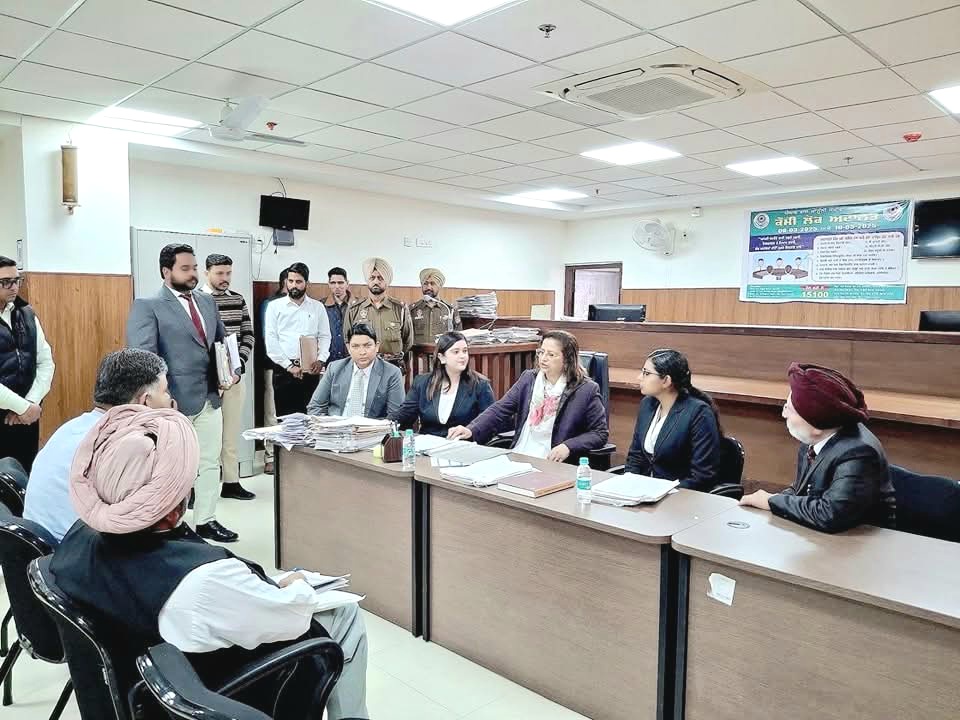 4044 cases disposed of on the spot in National Lok Adalat